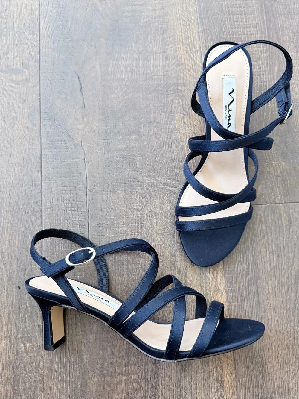 Nina Genaya New Navy Satin Kitten Heel | Size: 6W - Picture 6 of 8